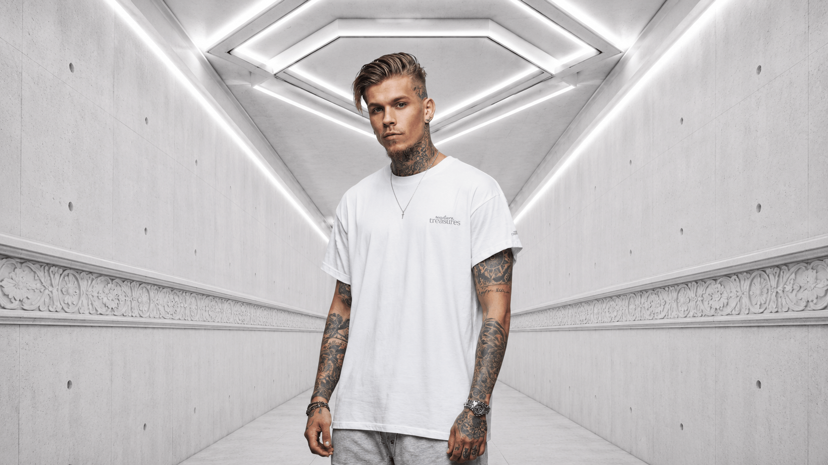 PREMIUM WHITE