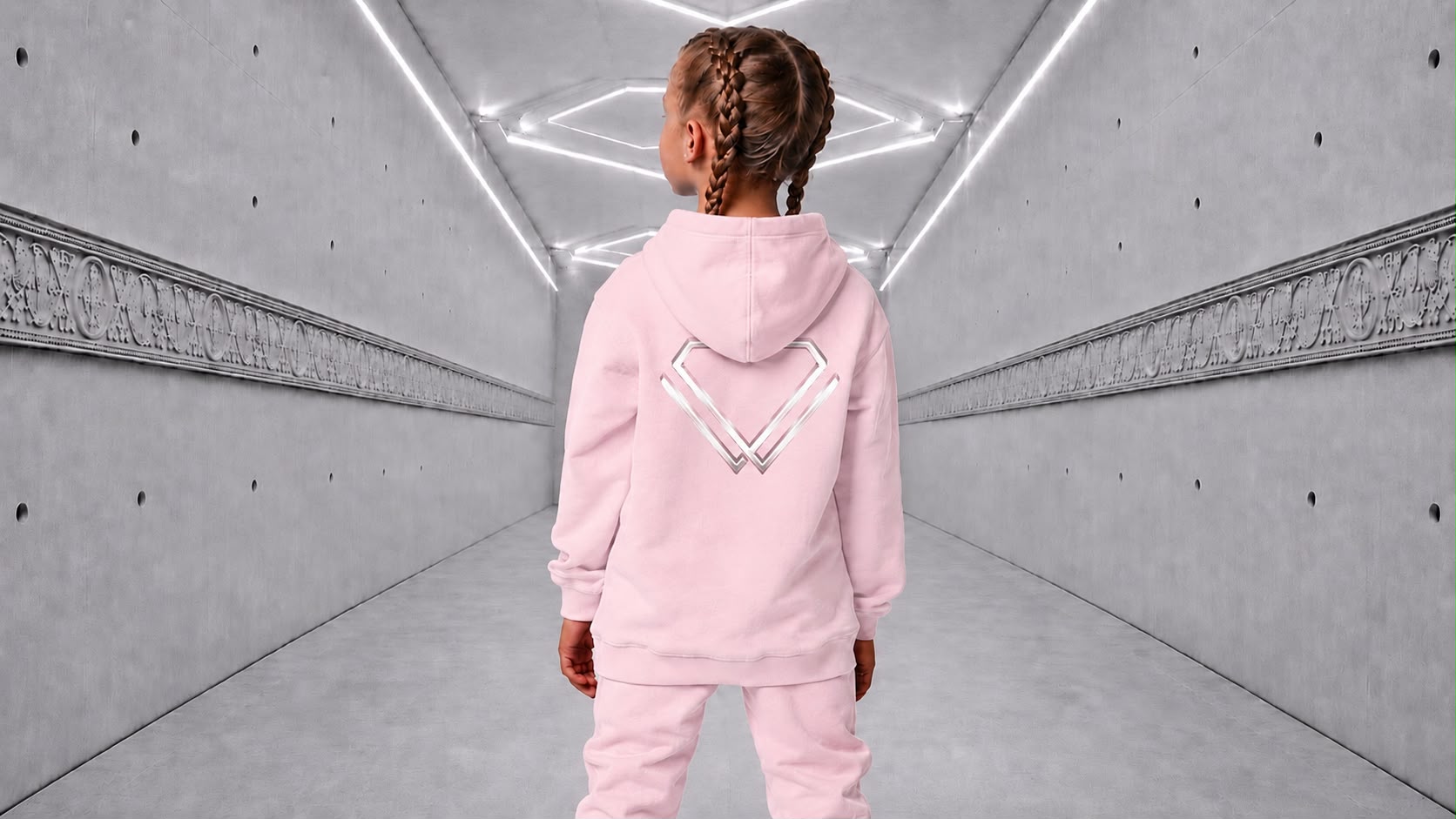 iCONIC HOODIE