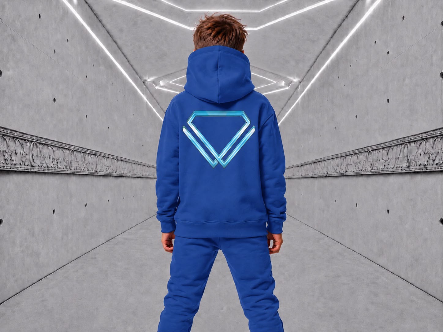 ICONIC HOODIE