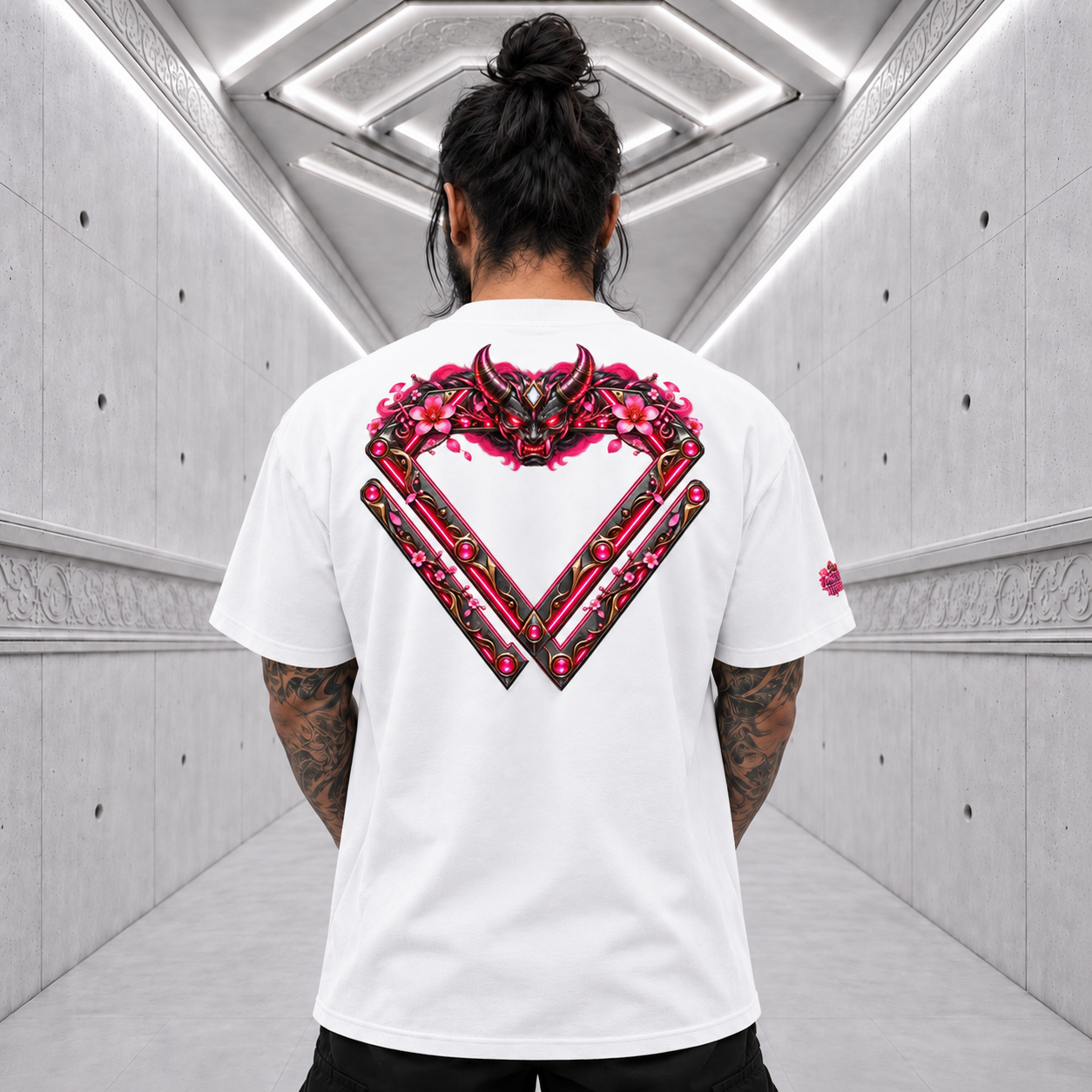 鬼女紅葉 - Kijo Momiji Tee — white back